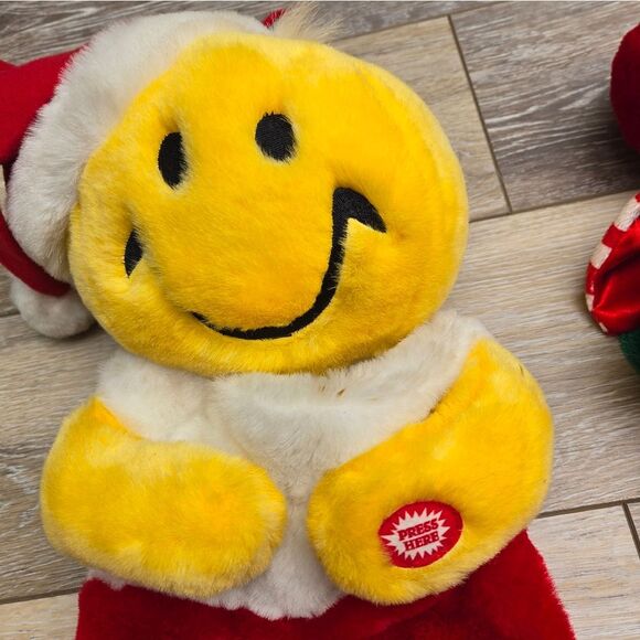 Vintage Giggle Giggle and Wiggle  stocking  smiley face and penguin - Picture 8 of 13
